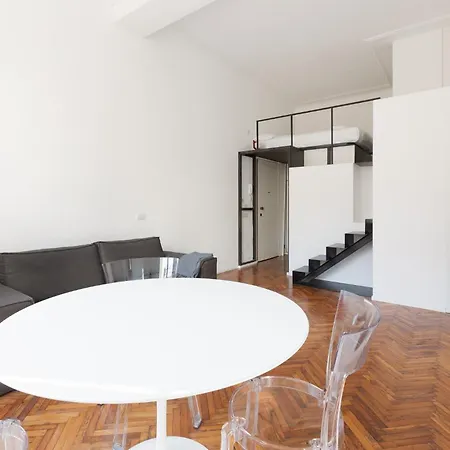 Apartament Lovely Near Piazza Cinque Giornate *
