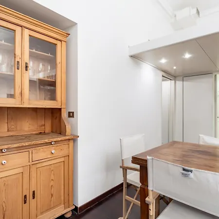 アパート Guesthost - Brera Escape! Exclusive Roomy Flat