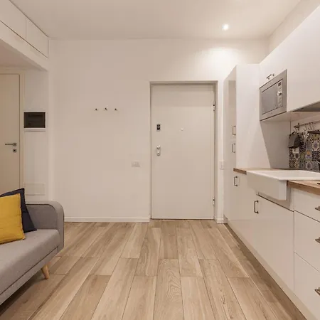 Lovely And Cosy Near Porta Romana Milaan