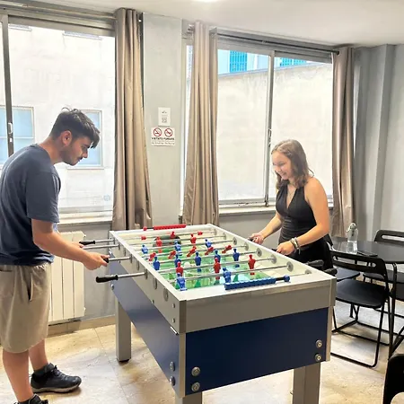 Lion & Youth Hostel Mediolan