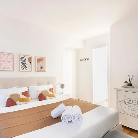 Easylife - - Vigevano 13 P1 - Porta Genova Daire *