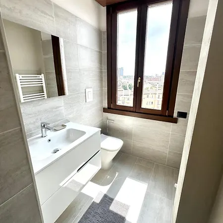 Appartement Stelvio Rooftop - Penthouse Skyline With Terrace And Jacuzzi Milaan