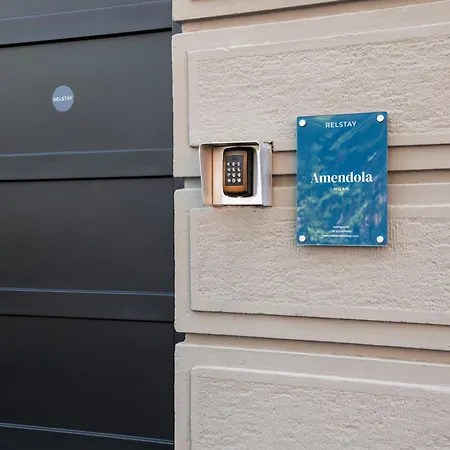 Relstay - Amendola Aparthotel Milaan