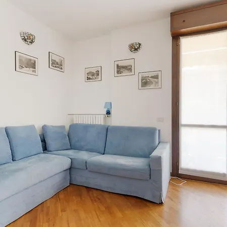 Guesthost - Chiesa Rossa Comfy Apartamento *