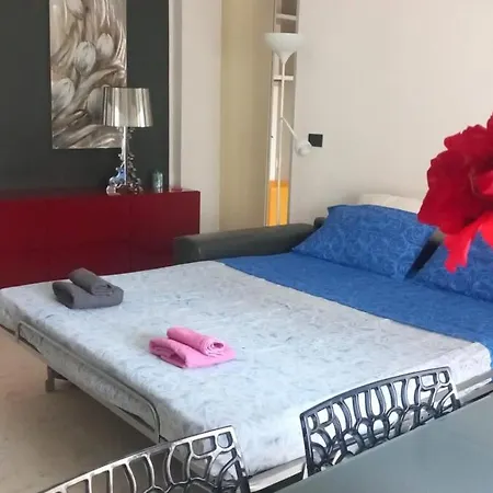 Urbanbreaks Viale Ungheria Apartman Milánó