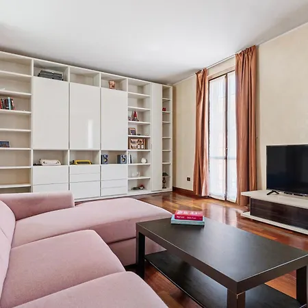 Ampia Casa Su Due Piani, A Pochi Minuti Dai Navigli E Metro 公寓 *