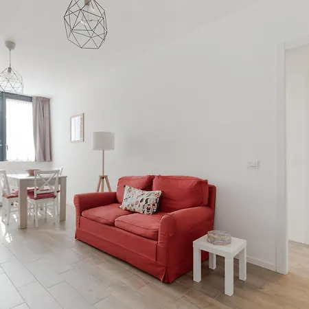 Guesthost - Comfy Apartment *