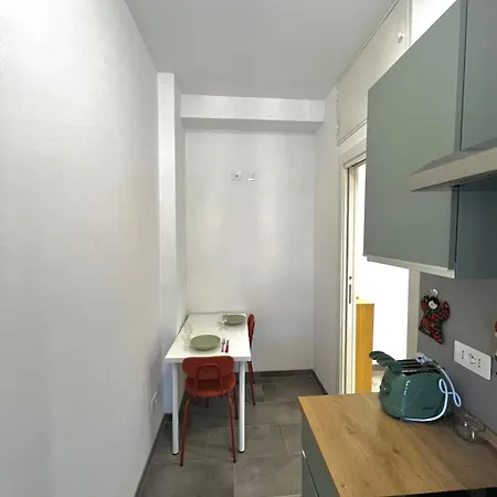 Apartament New And Cozy Metro Parking Train To Airport