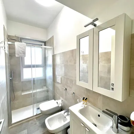 New And Cozy Metro Parking Train To Airport Apartament Mediolan