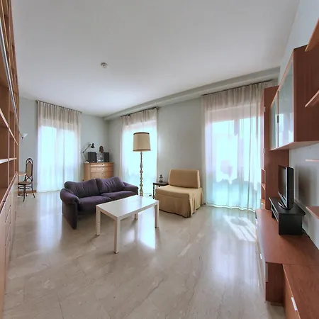 Milan Apartment Rental Apartman *
