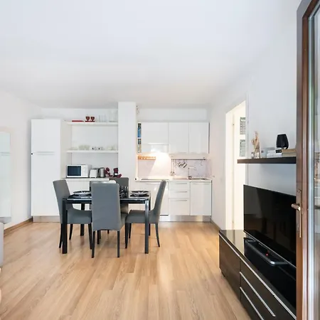 Easylife - - Vigevano 13 P1 - Porta Genova Daire