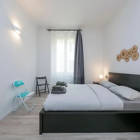 Minimal Chic - 7sundays Apartman *