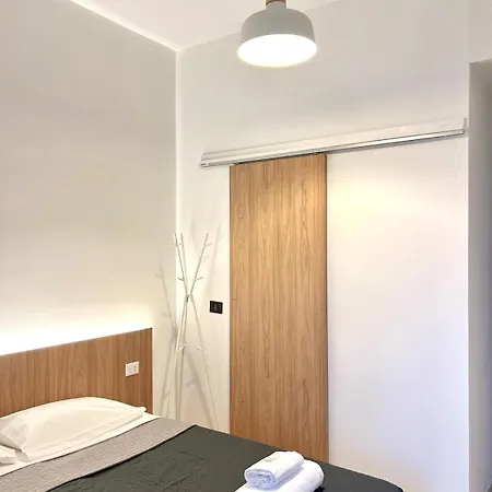 Brivio Hotel 2*