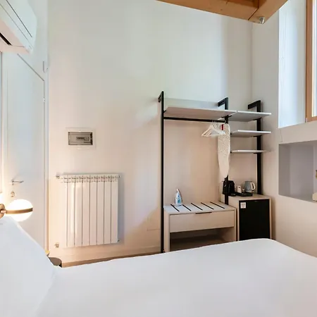 Relstay - Amendola Aparthotel Milaan