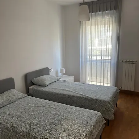 House Promenade Santa Giulia Apartman Milánó