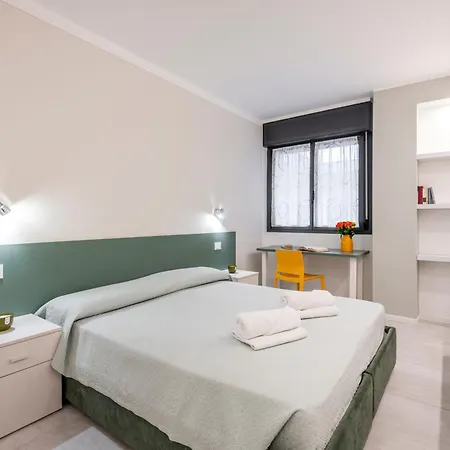 La Casa Sul Naviglio Di Debora Milan