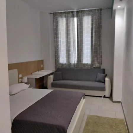 فندق مبيت وإفطار Cenisio