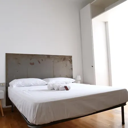 Urban Perspective - 250 Meters From The Metro Appartamento Milano