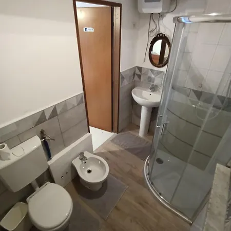 Apartment Casettanovara Milan