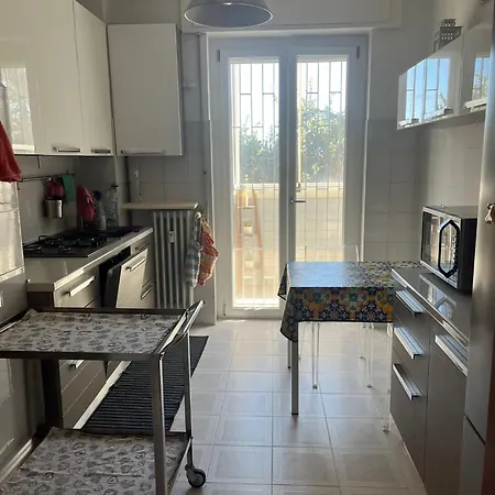 Urbanbreaks Viale Ungheria Apartman