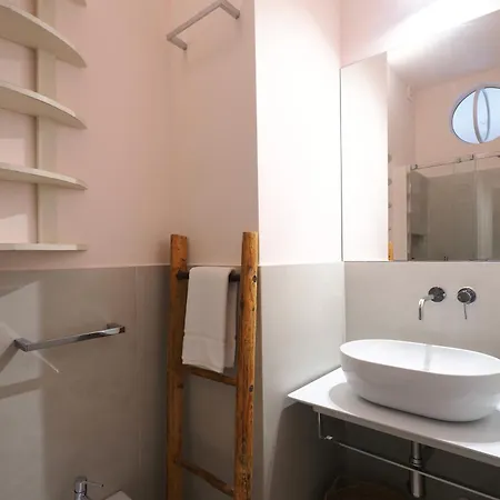 Charming Two Bedroom - Navigli Appartement *