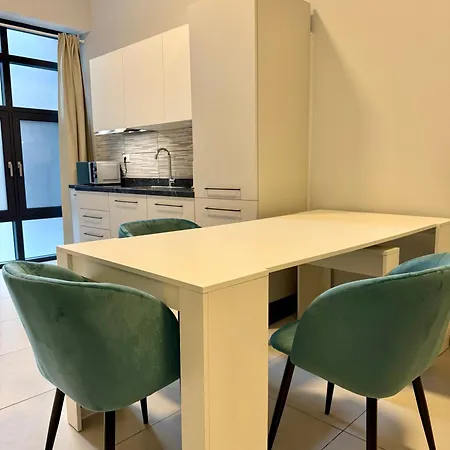 Luro - Sismondi 44 * Milano
