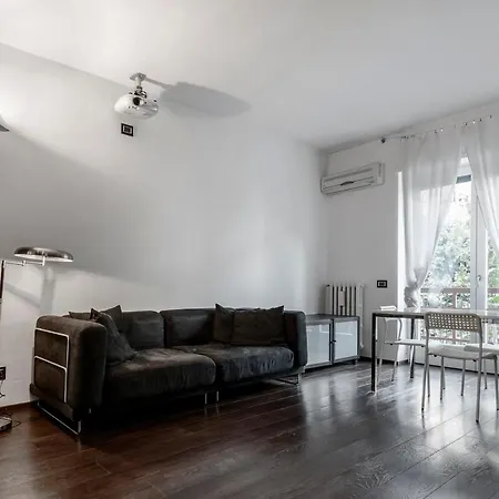 Quite And Bright Tortona District *