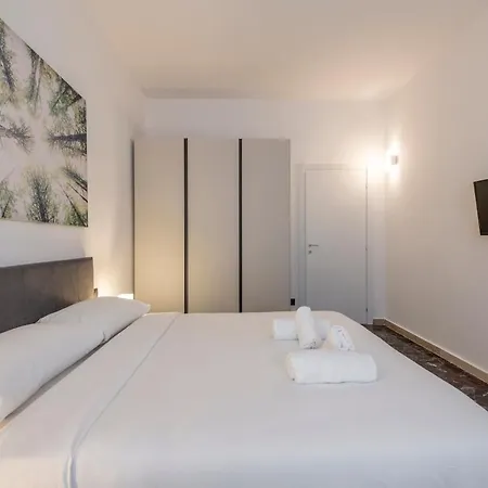 Citylife 6 - Bright Two Bedroom - B Apartament *