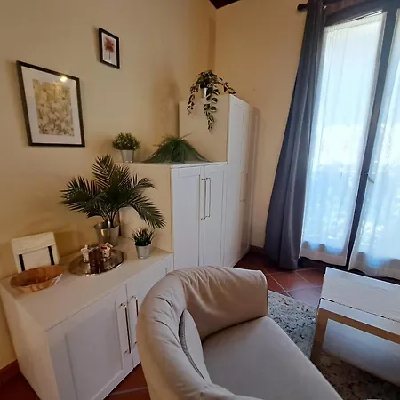 Monolocale Deluxe Anita 4* Milão