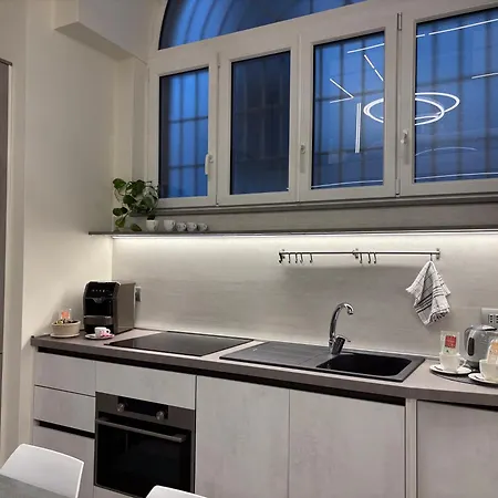 Apartamento Hope Casa Vacanza Milano Duomo Milão