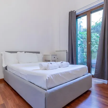 Con Giardino Privato Vicino Stazione Lambrate - Relax E Lavoro Apartman Milánó