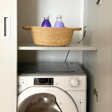 Modern Centre Near San Babila And Duomo