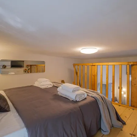 Modern Loft - 2 Min Metro M1, 15 Min Duomo Апартаменты Милан