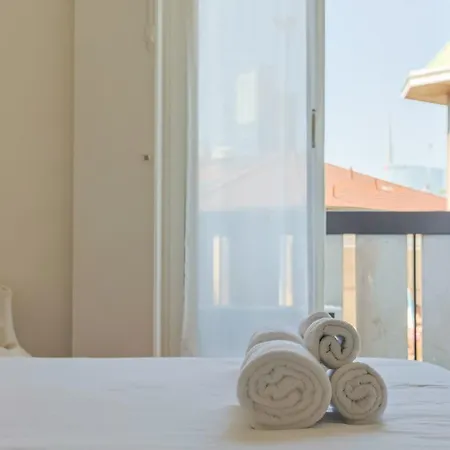 Beautiful Two-room In Maggiolina Apartment *