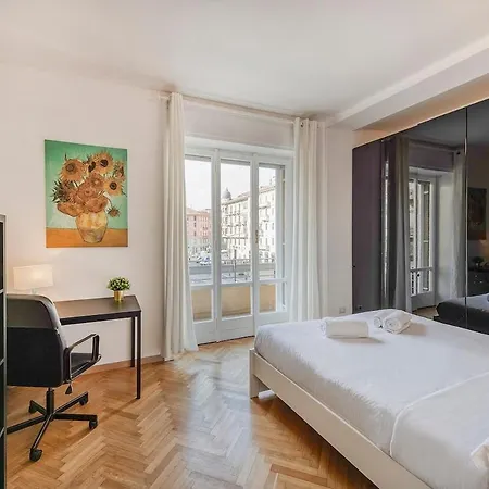 Pecchio1 - Windows On The - B Daire Milano