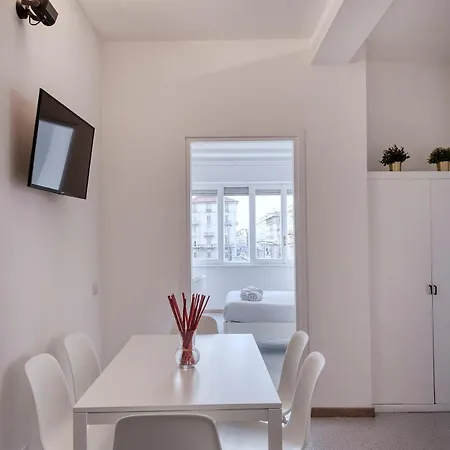 Pecchio1 - Windows On The - B * Milano