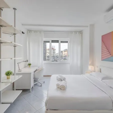 Pecchio1 - Windows On The - B Daire Milano