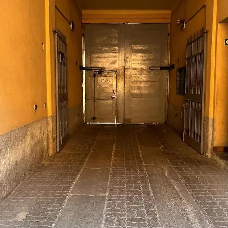 Apartman Angolo Verde, Metro Dergano