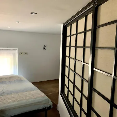 Loft Industriale In Zona Darsena Apartment Mailand