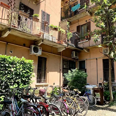 Loft Industriale In Zona Darsena Apartamento