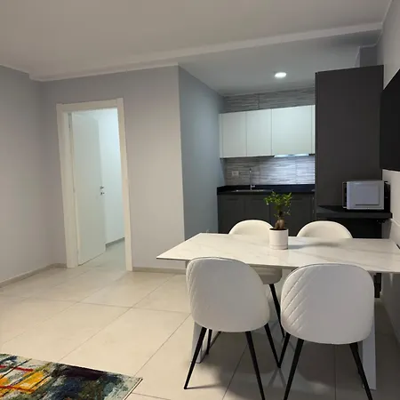 Lr Deluxe - Sismondi 44 Milano