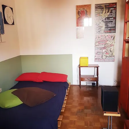Cozy Flat For Music Lovers, 10 Min Walk From Tube Apartament *