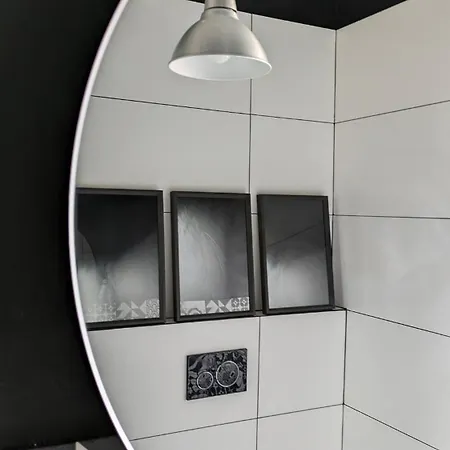 Entire And Charming Flat On Navigli In Apartamento Milán