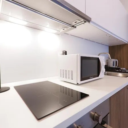 Primo Piano - Rosellini Apartman *