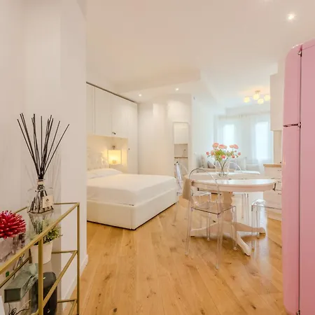 Easytopstay - Elegant Nest In Daire Milano