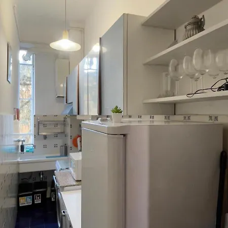 아파트 Parco Sui Navigli -appartamento Con Parking Privato