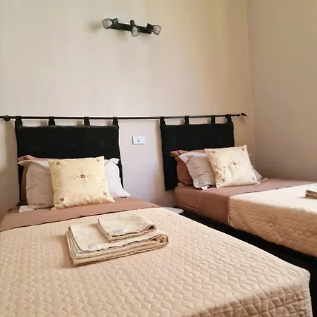 Ampia Stanza Con Bagno Privato E Zona Pranzo 밀라노