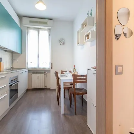 S&m - Casa Afrodite Precotto M1 *