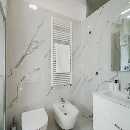 The Dreamers Mansion - Ticinese Bocconi Area Apartamento