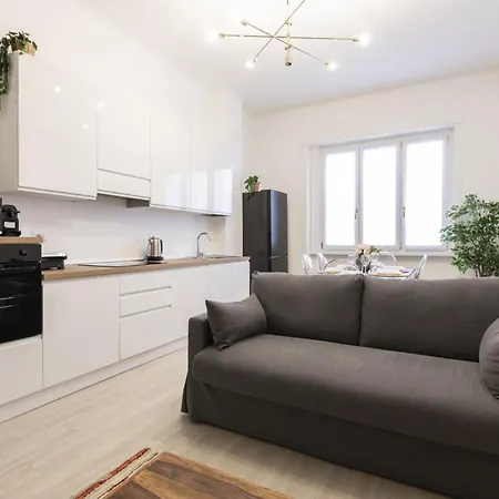 Appartamento Easylife - Stile E Comodità Tra Duomo E Navigli